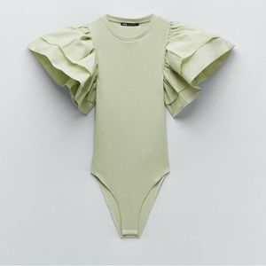 Zara light green puff sleeve bodysuit